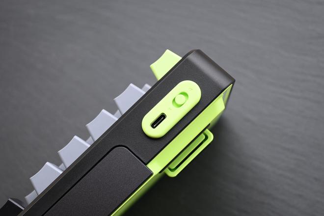 700 DIY-98机械键盘!九游会你绝对不能错过的雷柏V(图3) 700 DIY-98机械键盘!九游会你绝对不能错过的雷柏V(图3)