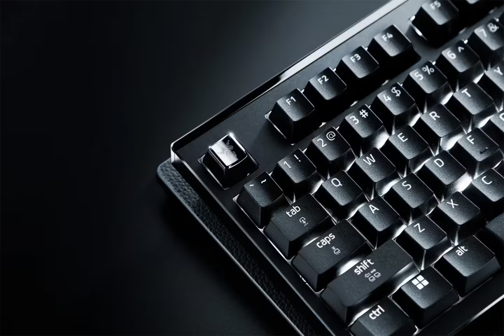 盘猎魂光蛛Signature Editionj9九游会网址是什么雷蛇发布首款签名限量键(图2)